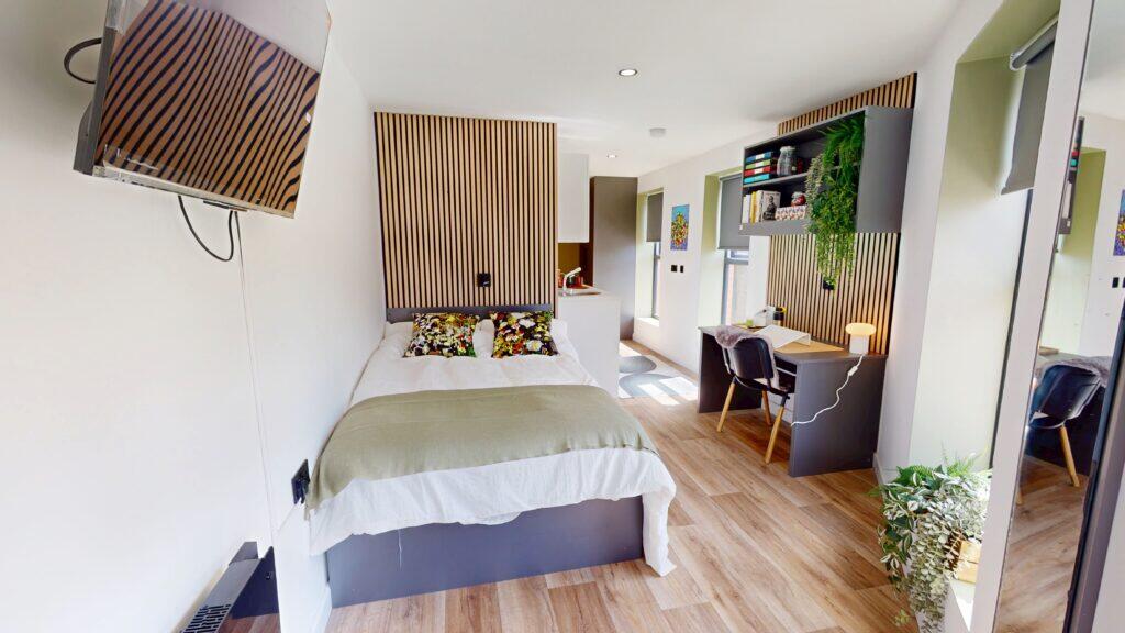 Studio 30, 1256-1258, Pershore Road, Stirchley, Birmingham, B30 2YA