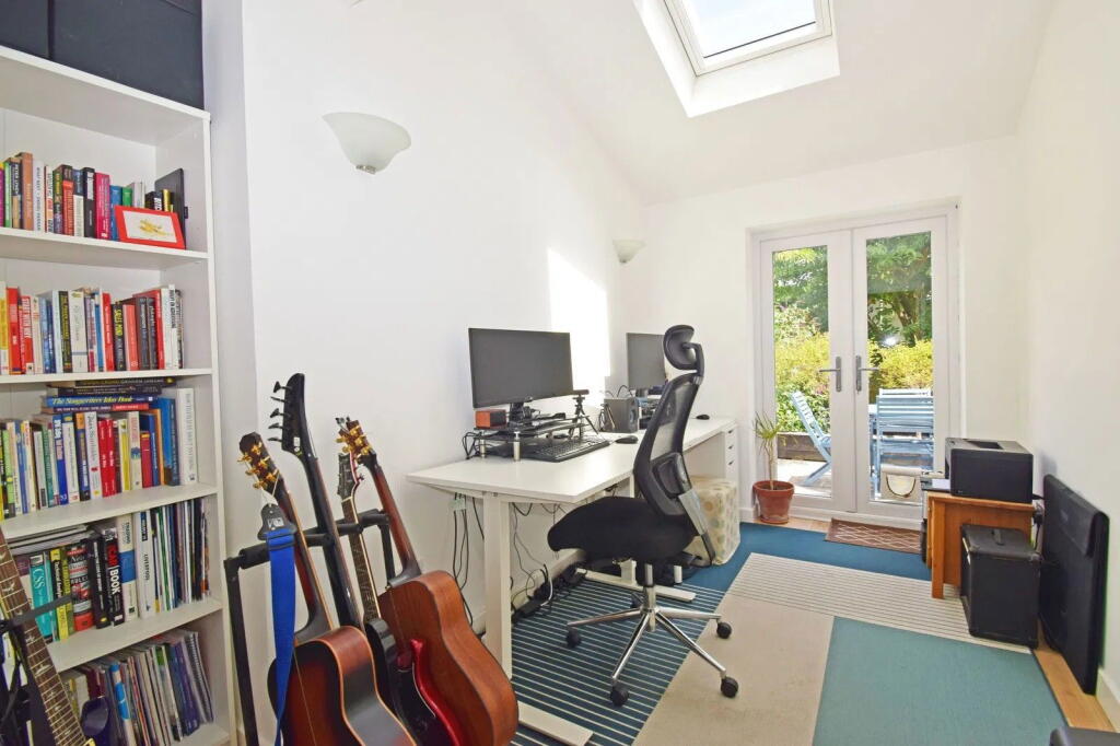 Additional image 13 of 6 Lickey Coppice, Cofton Hackett, Birmingham.  B45 8PG