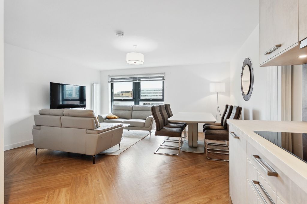 Additional image 3 of 3 bed flat to rentMinerva Street, Finnieston, Glasgow G3