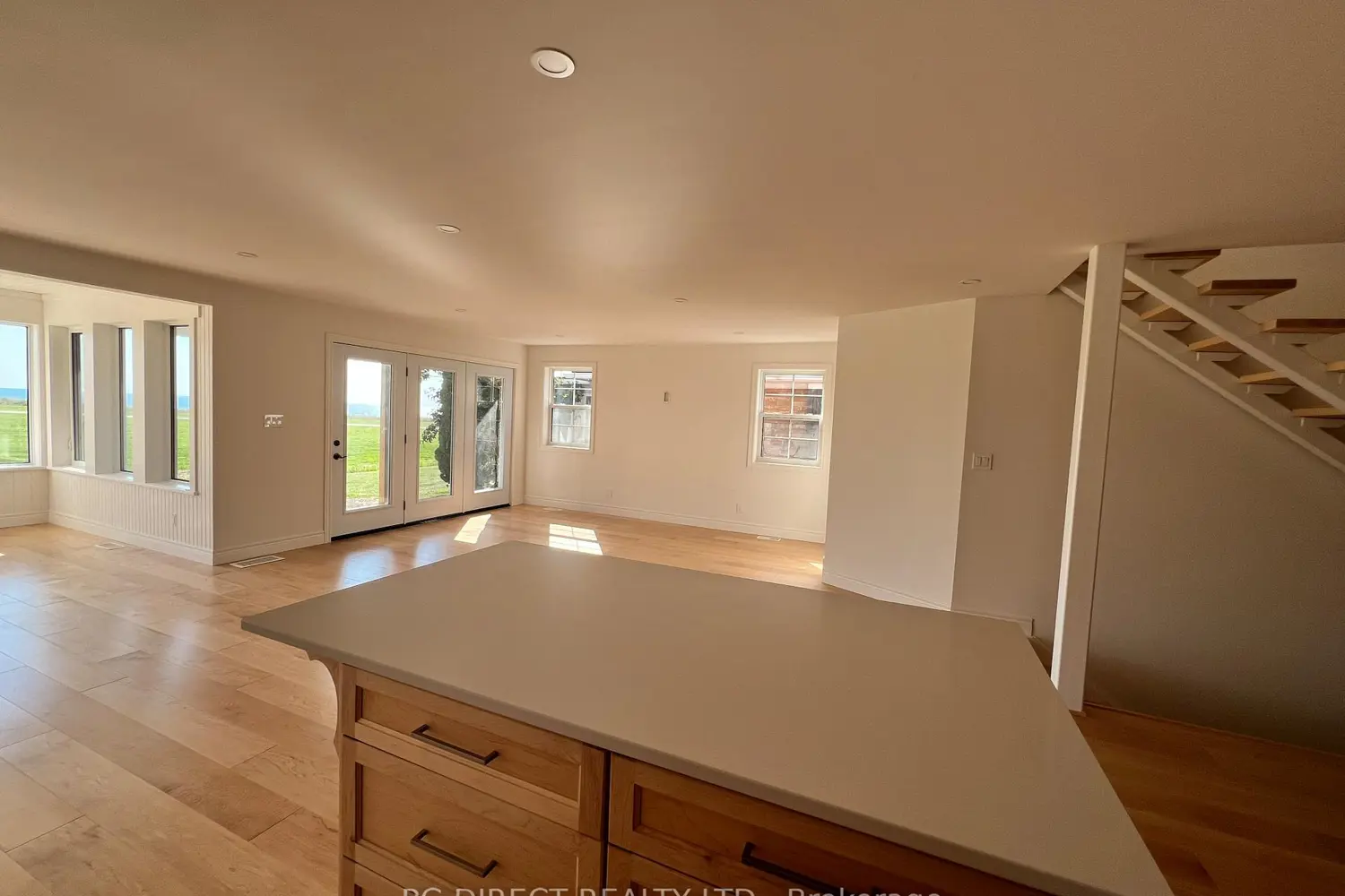 Additional image 14 of 241 Bethune Crescent