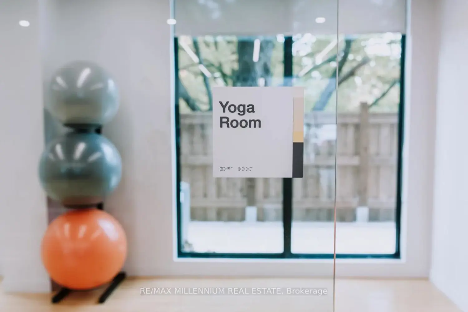 Additional image 13 of 1800 Simcoe Street 208