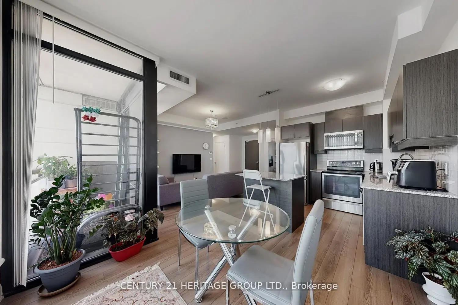 Additional image 10 of 2910 Highway 7 Road 405