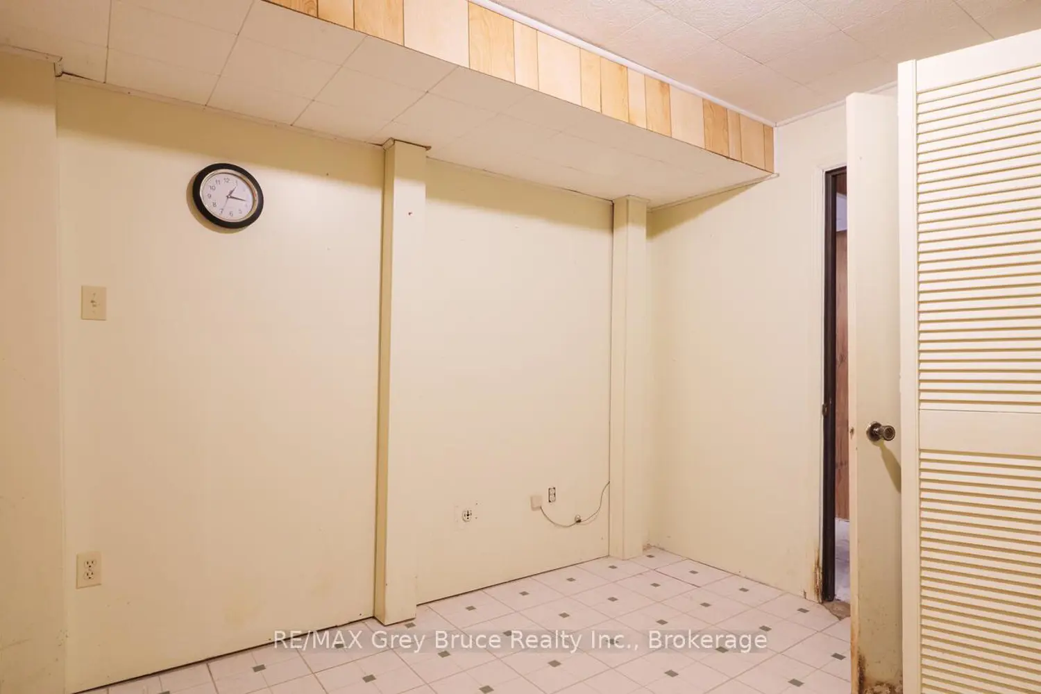 Additional image 14 of 504791 Grey Road 1