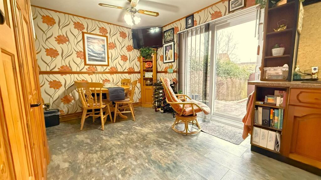 Additional image 4 of Low Thatch, Birmingham