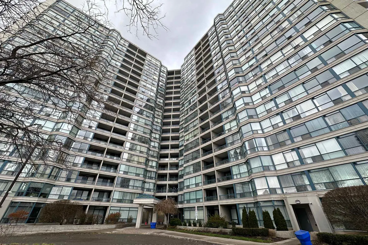 4725 Sheppard Avenue 814