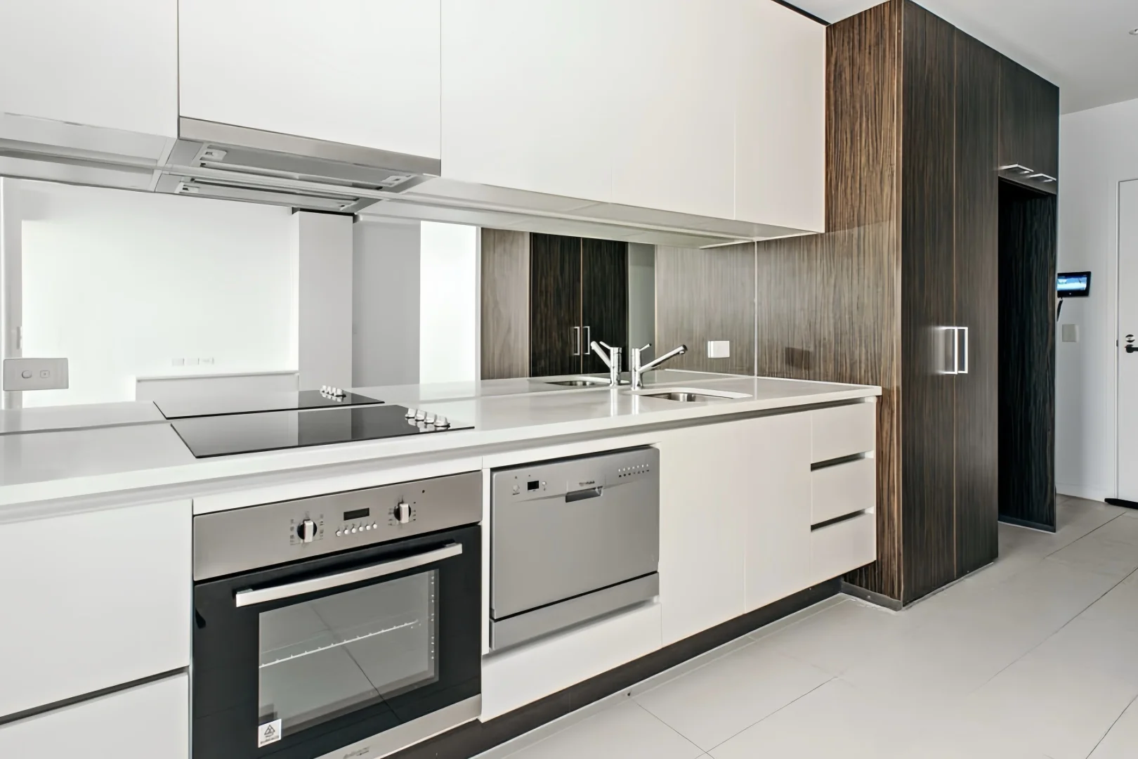 Additional image 3 of 4011/639 Lonsdale Street, Melbourne VIC 3000