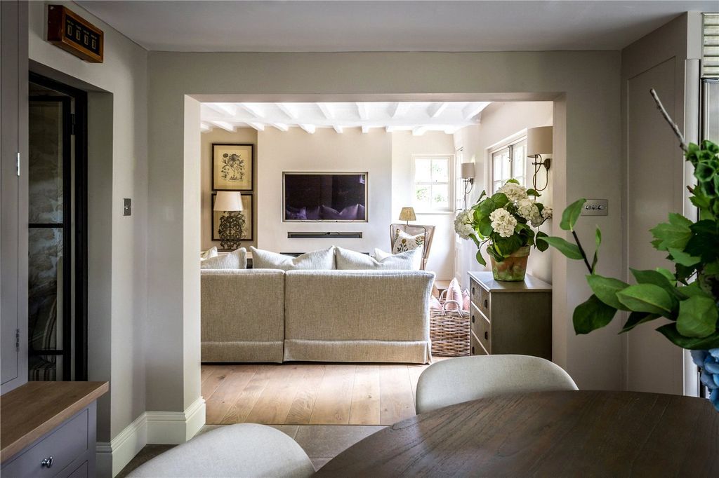 Additional image 27 of 6 bed detached house to rentBalchins Lane, Westcott, Dorking, Surrey RH4