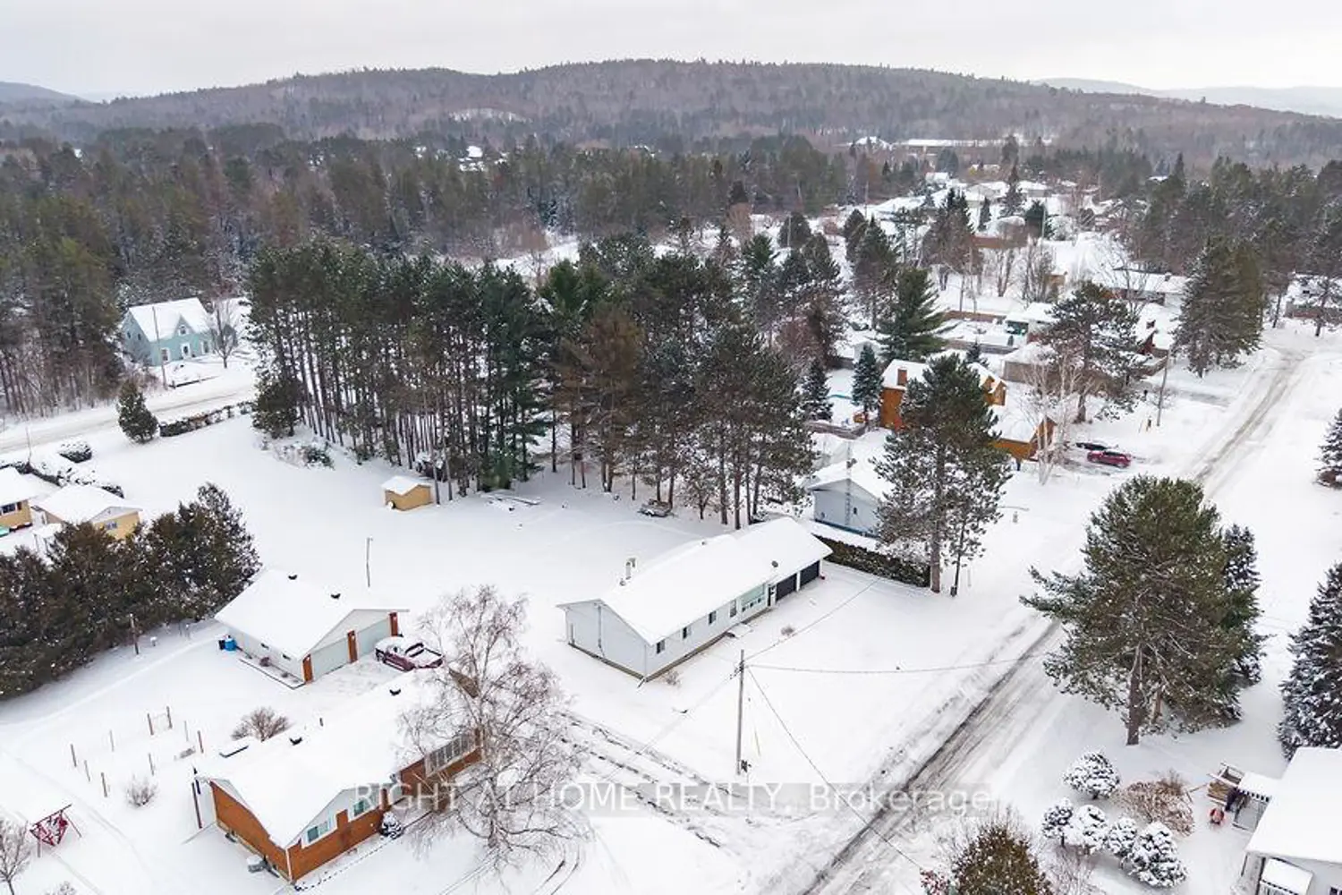 Additional image 7 of 28 Jackpine Street