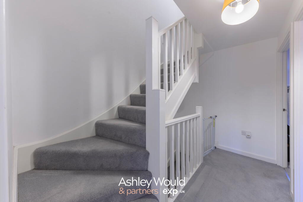 Additional image 13 of Rednall, B31 2GY