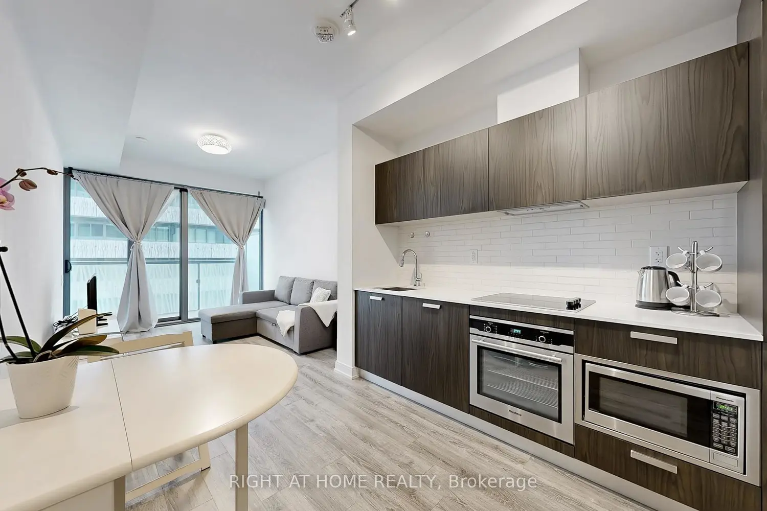 Additional image 11 of 50 Charles Street 3906