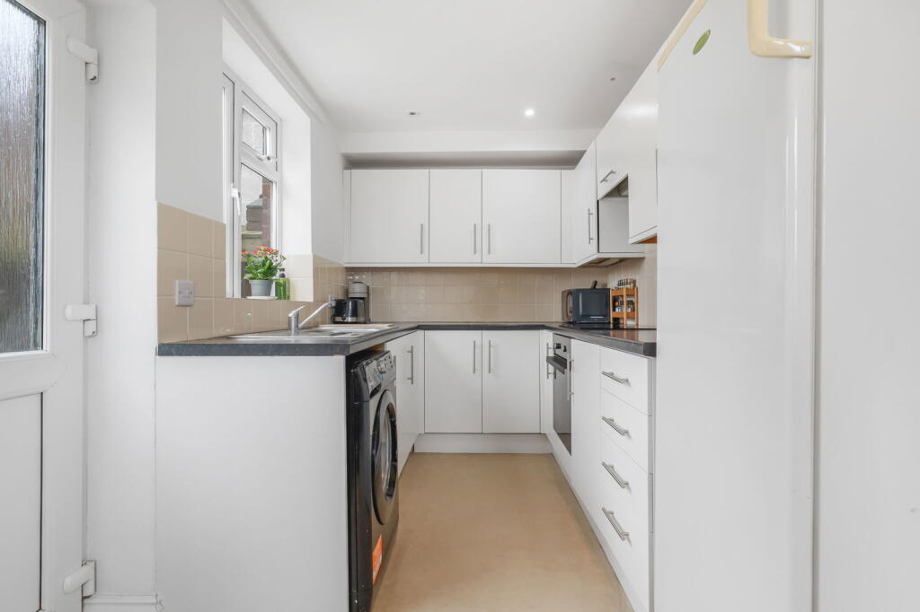 Additional image 4 of Broom Lane, Dunnington B49