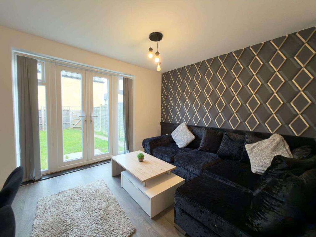 Additional image 5 of Sherlock Street