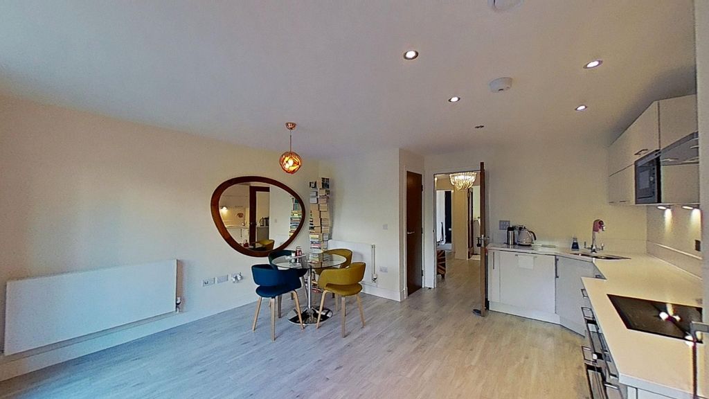 Additional image 4 of 4 bed terraced house to rentLarkfield Gardens, Edinburgh EH5