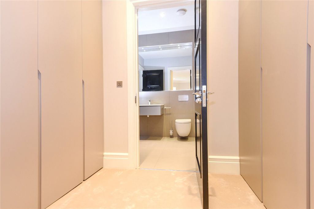 Additional image 8 of 3 bed flat to rentThe Ridge, Ridgemount Road, Sunningdale, Berkshire SL5