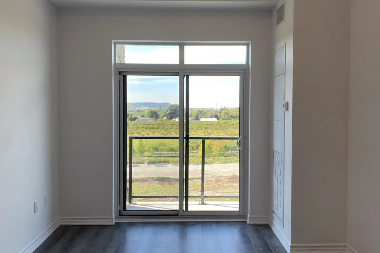 Additional image 3 of 5055 Greenlane Road 604