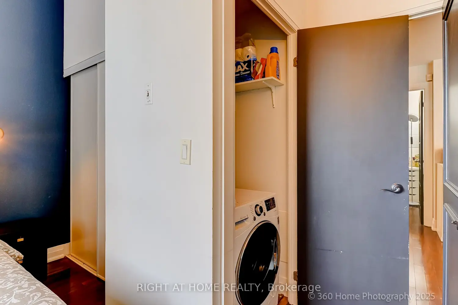 Additional image 18 of 2737 Keele Street 203