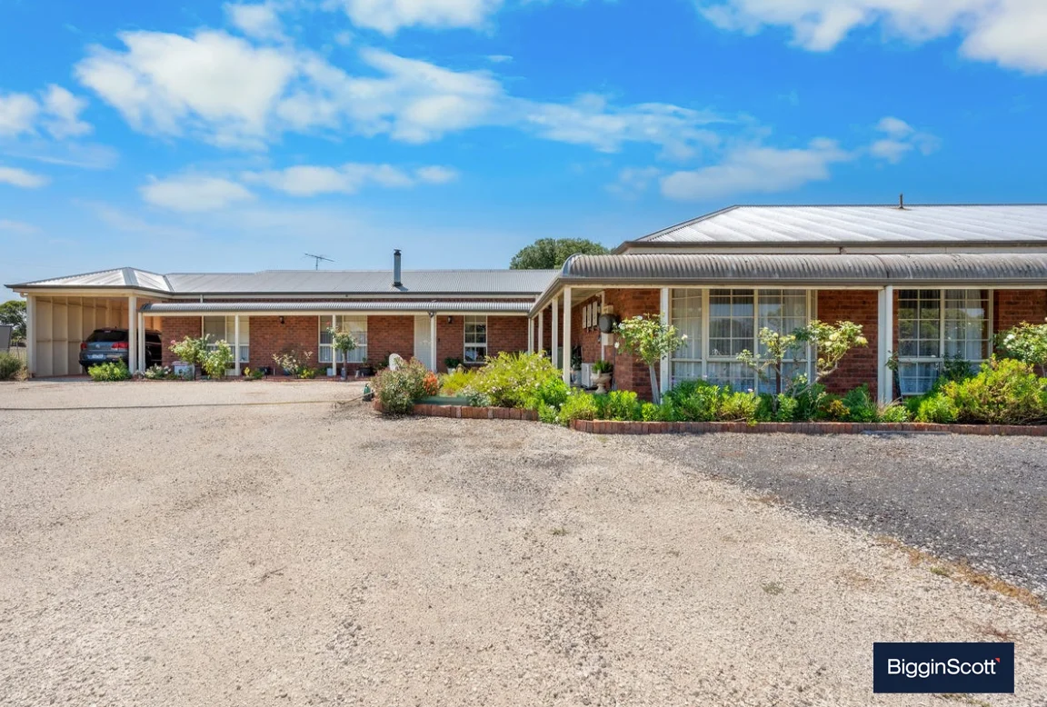 Additional image 5 of 120 Valleyside Drive, Lovely Banks VIC 3213