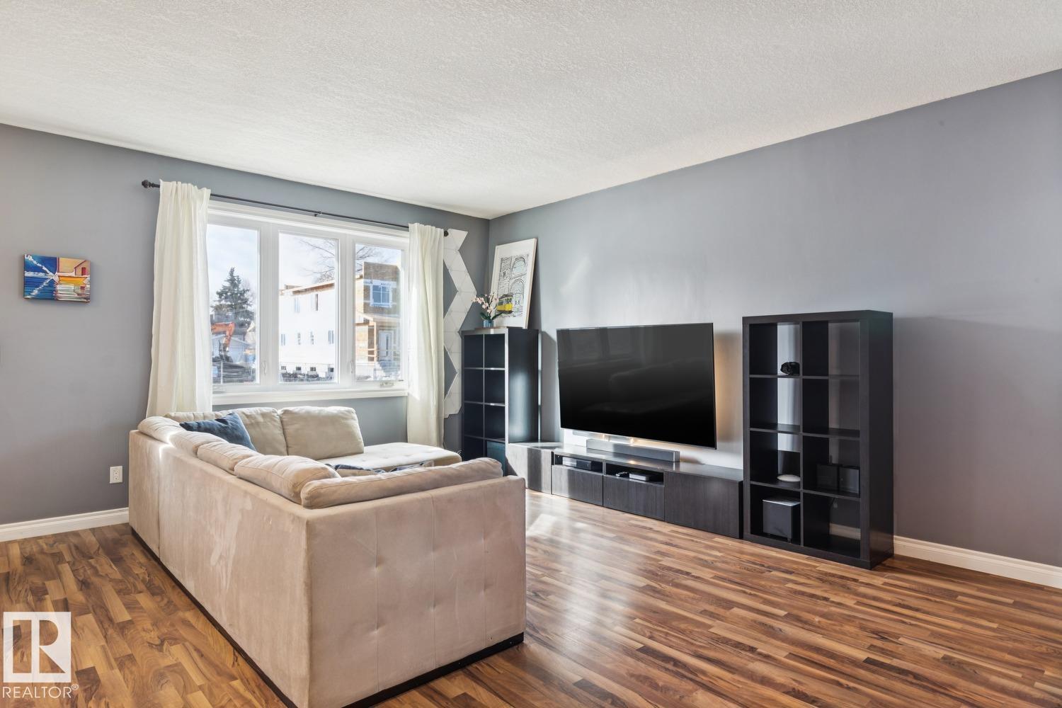 Additional image 3 of 11118 72 Avenue NW, Edmonton, AB, T6G0B2