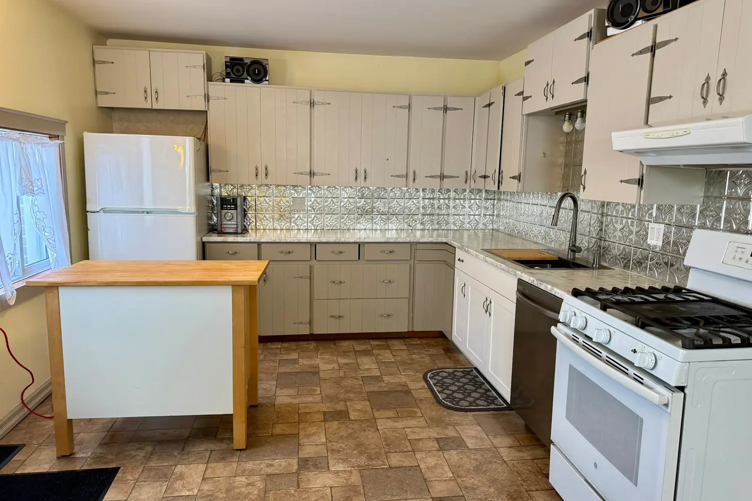 Additional image 2 of 378 11Th Street