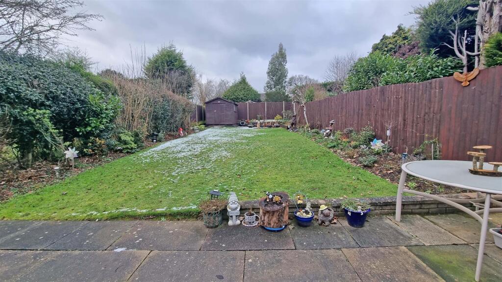 Additional image 12 of Douglas Road, Hollywood