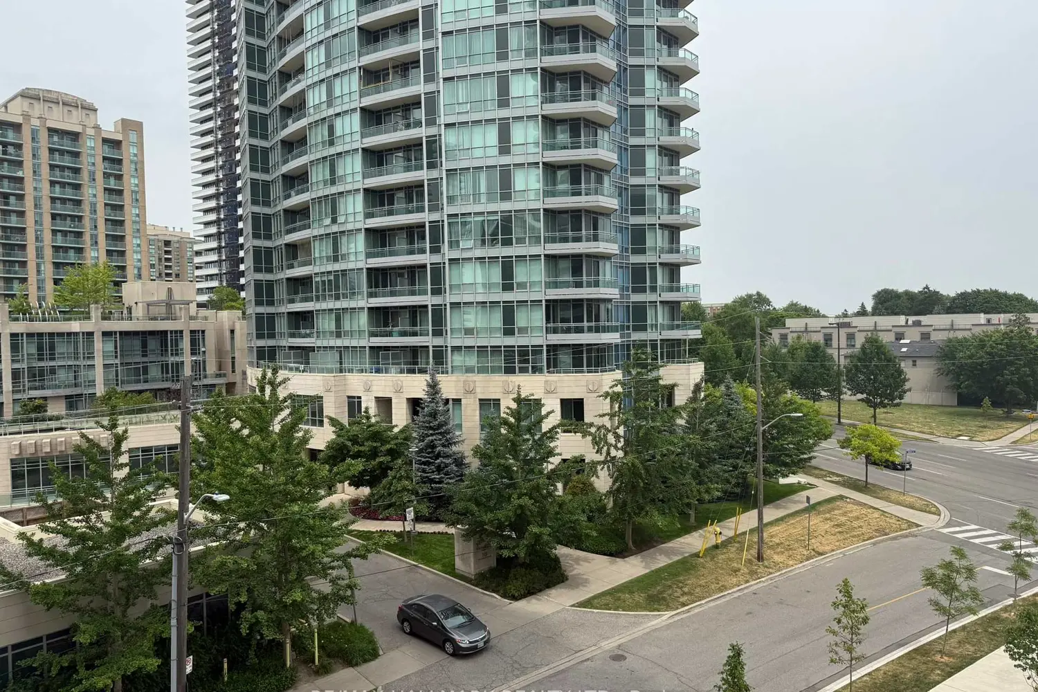 Additional image 15 of 15 Holmes Avenue 407