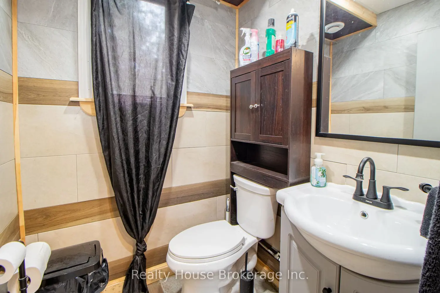 Additional image 16 of 144 Whiting Street