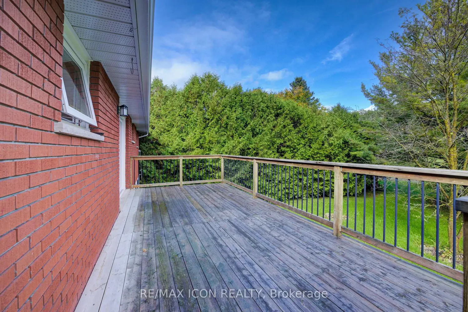 Additional image 12 of 721 Waterloo Street