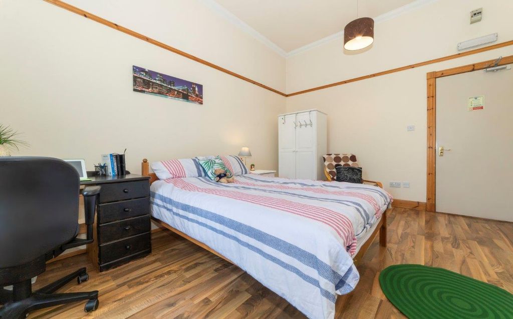 Additional image 7 of 8 bed flat to rentSauchiehall Street, Glasgow G3