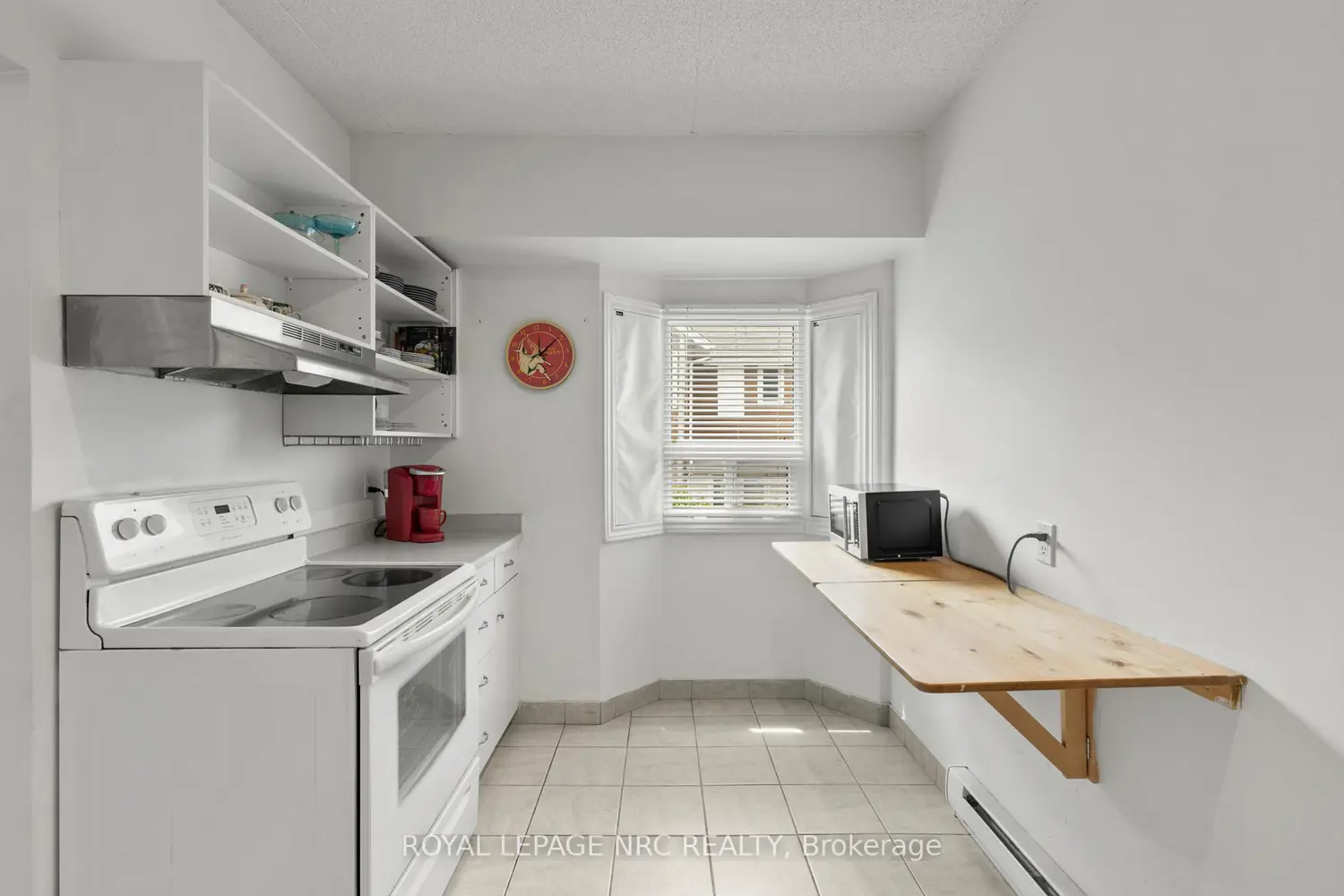 Additional image 5 of 4872 Valley Way 203