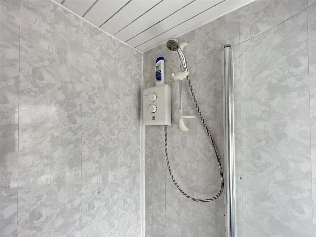 Additional image 18 of Utility Bills Included