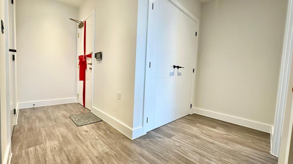 Additional image 14 of Brand New Show Home- Glasswater Locks, Birmingham, B4