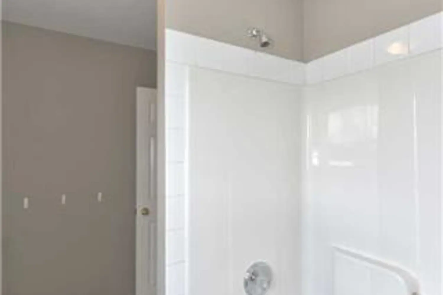 Additional image 11 of 600 Sarnia Road 31