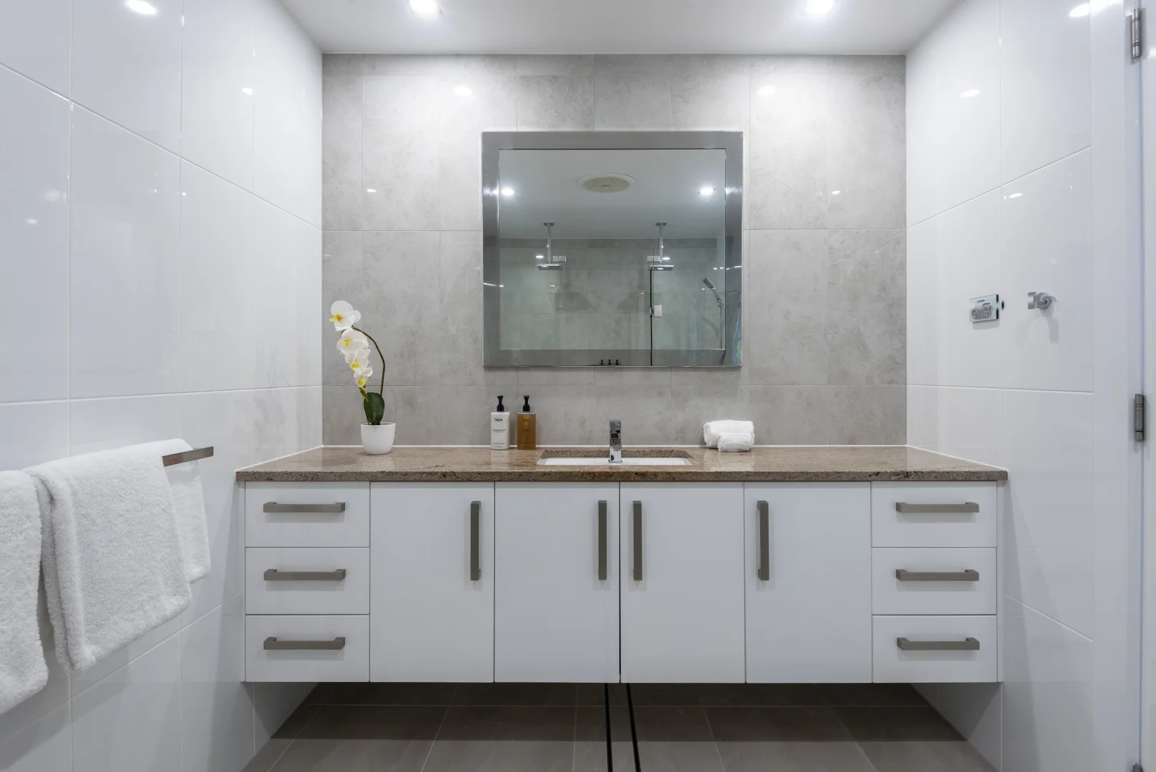 Additional image 19 of Jasmine/4 Dianella Close, Hamilton Island QLD 4803