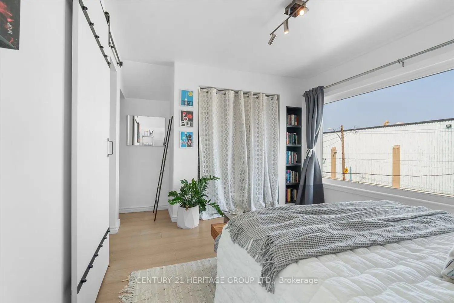 Additional image 15 of 575 Mary Street