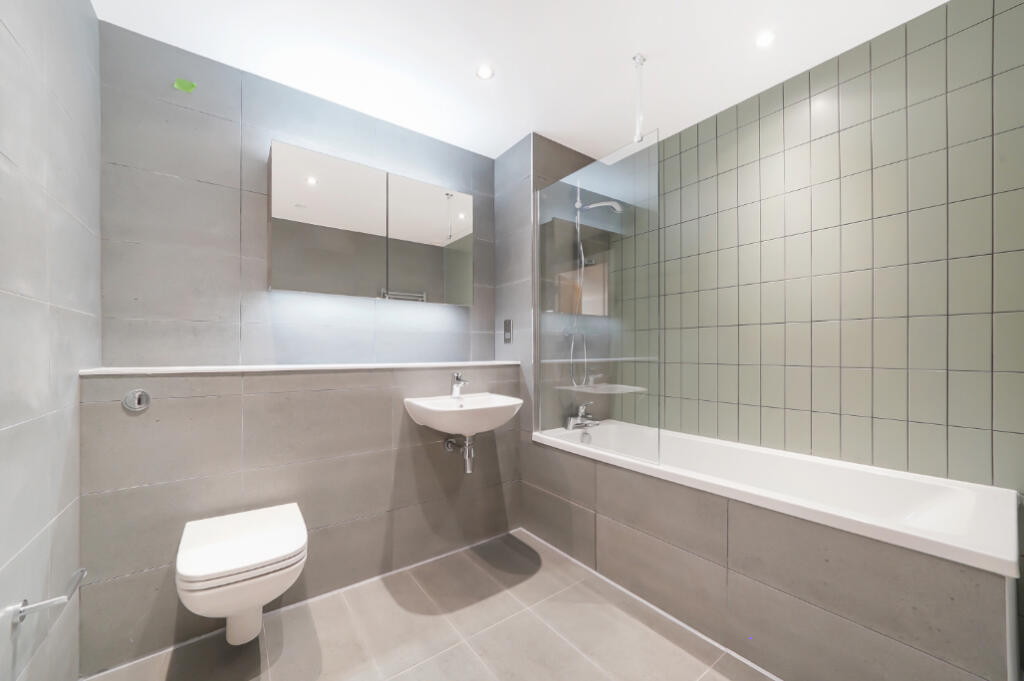 Additional image 9 of Guild Point