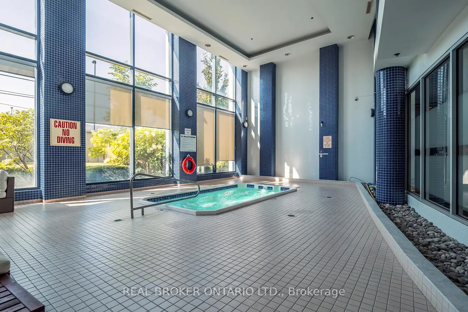 Additional image 18 of 2087 Lake Shore Boulevard Ph7