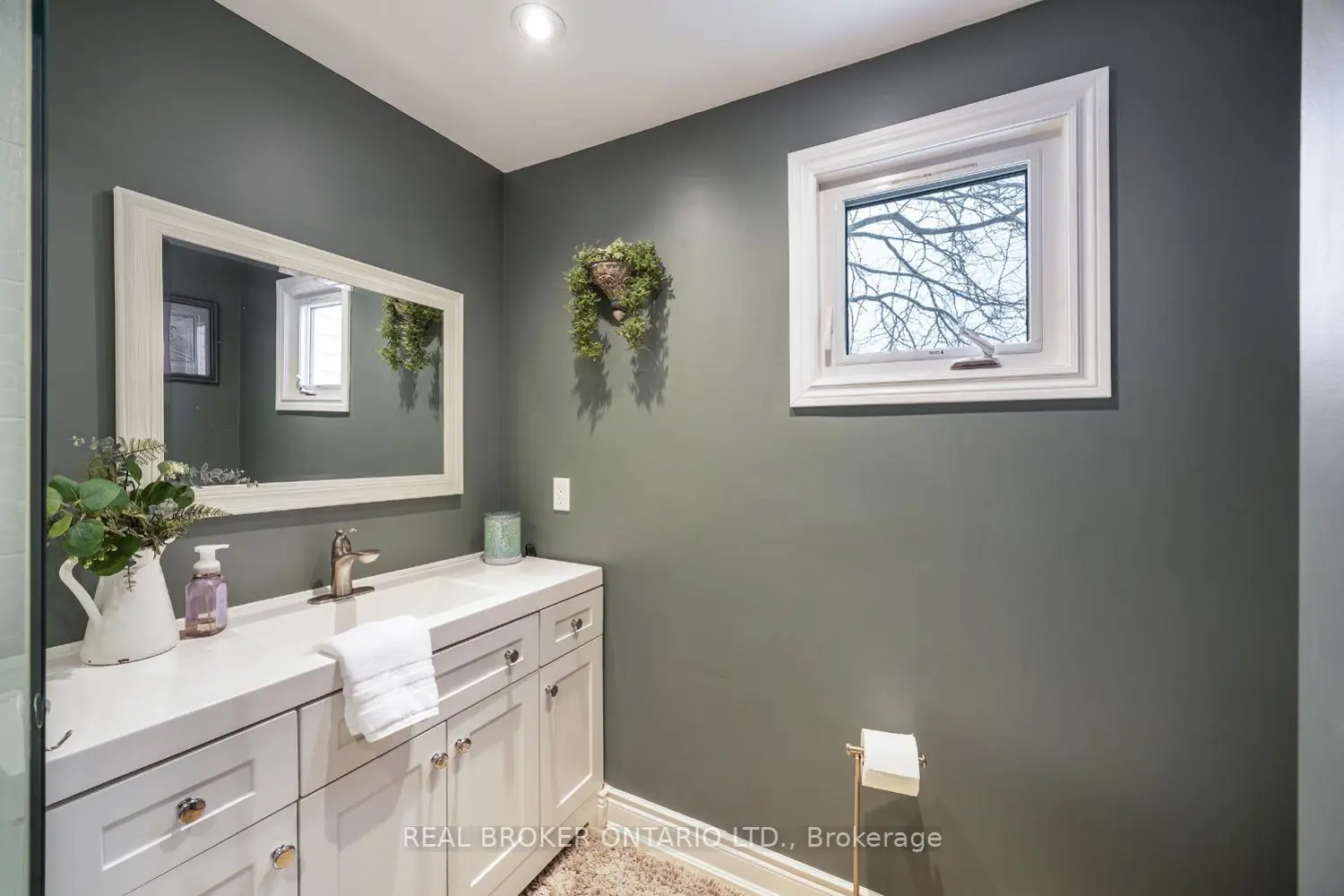 Additional image 11 of 22 Champlain Court