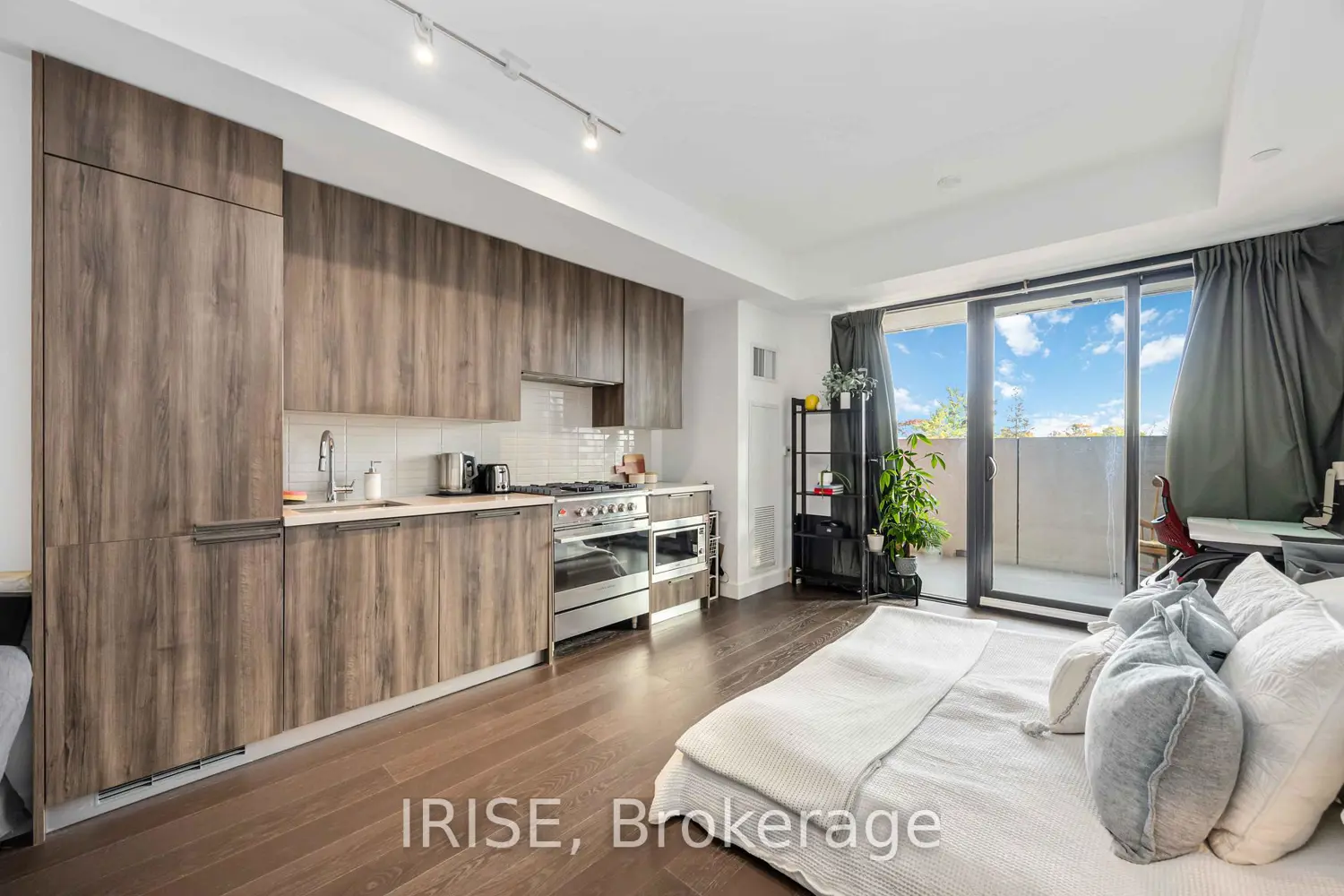 Additional image 10 of 160 Kingsway Crescent 416