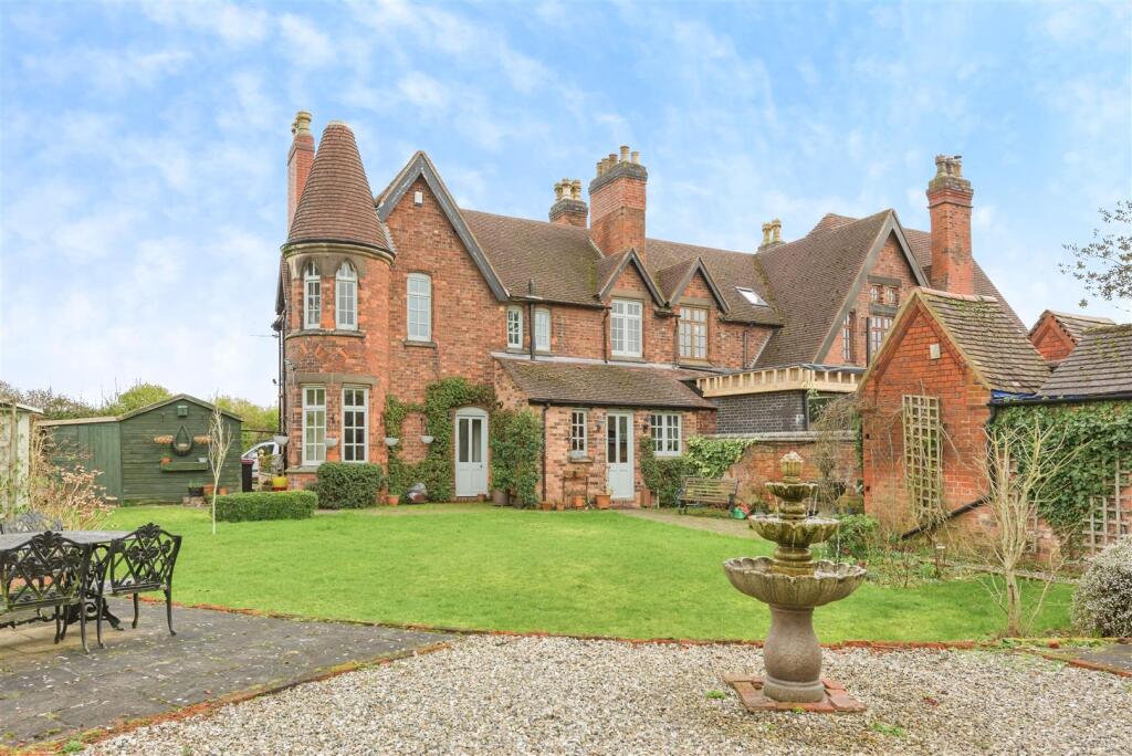 Additional image 34 of Station Road, Coleshill, B46