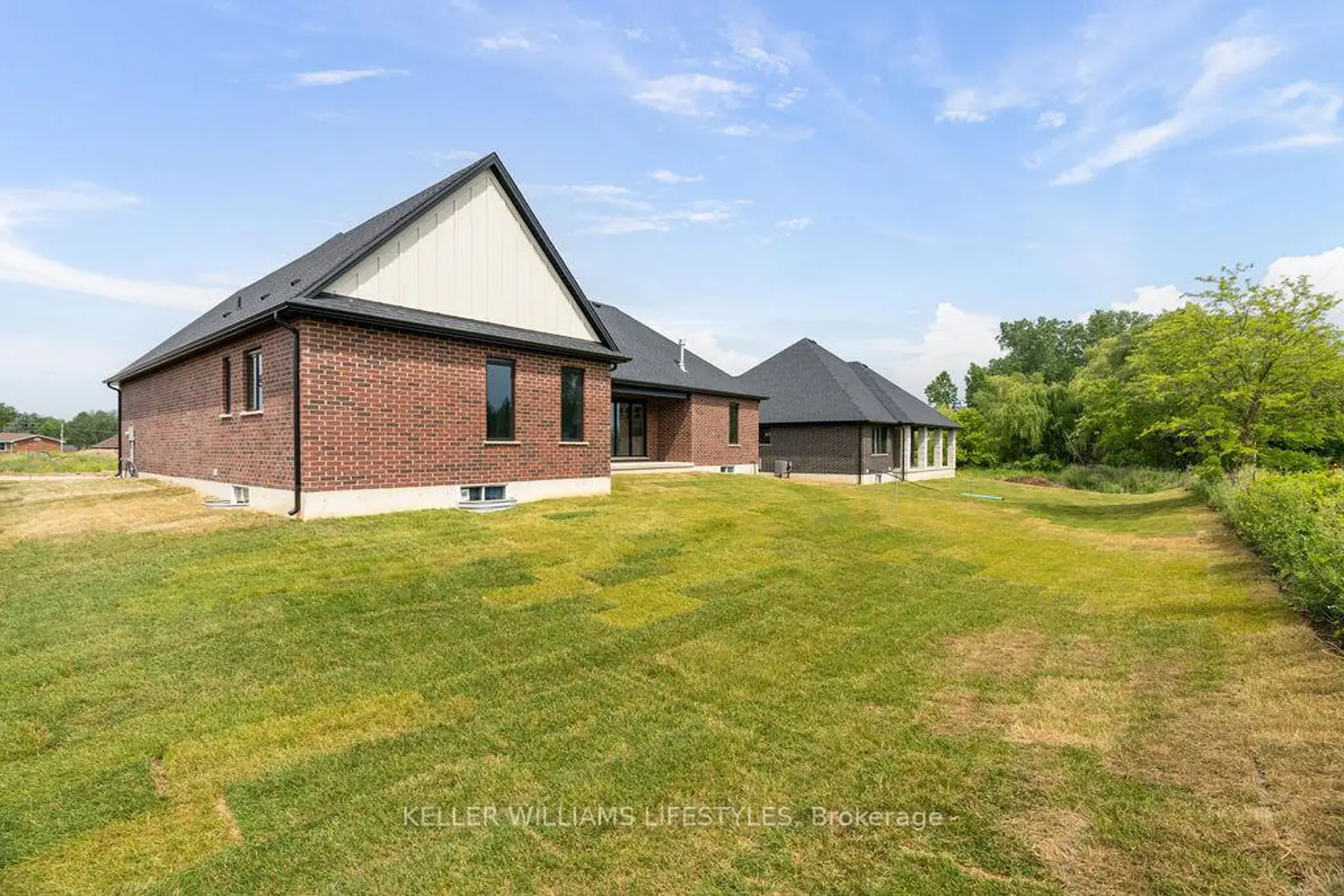 Additional image 18 of 54 East Glen Drive