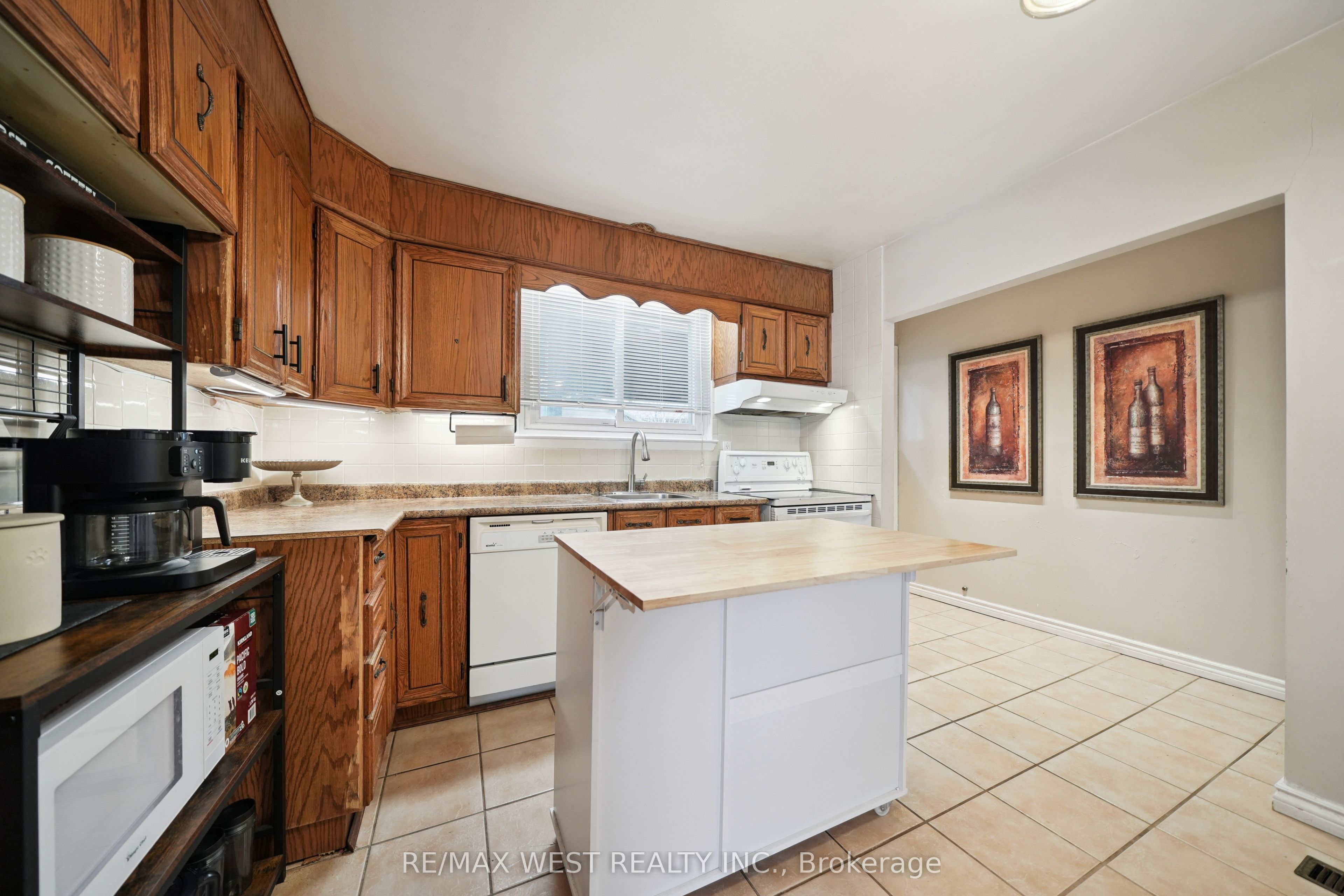 Additional image 4 of 2 Lisburn Crescent, Toronto, ON, M2J 2Z5