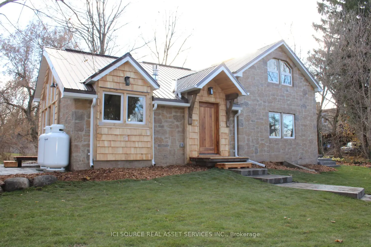 Additional image 2 of 131 Orr Street
