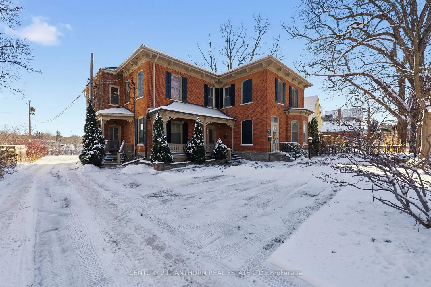 340 Main Street photo 3