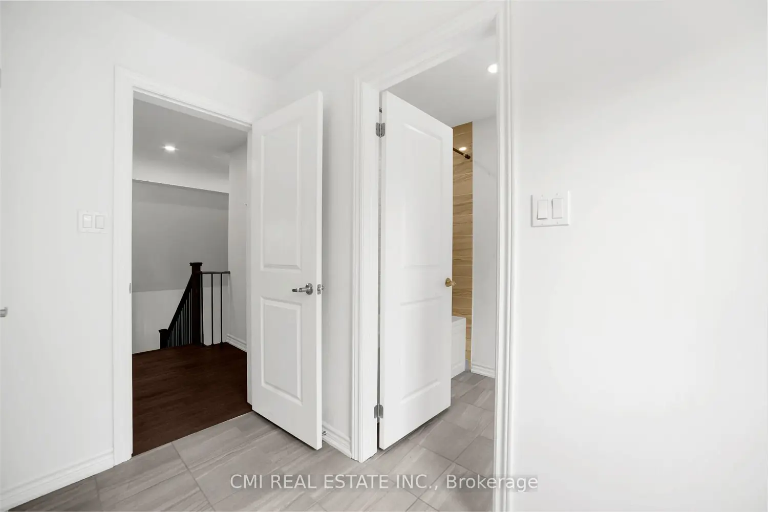 Additional image 13 of 3205 Mosley Street