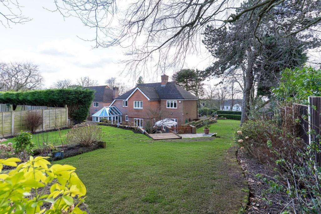 Additional image 30 of Plymouth Road, Barnt Green, B45