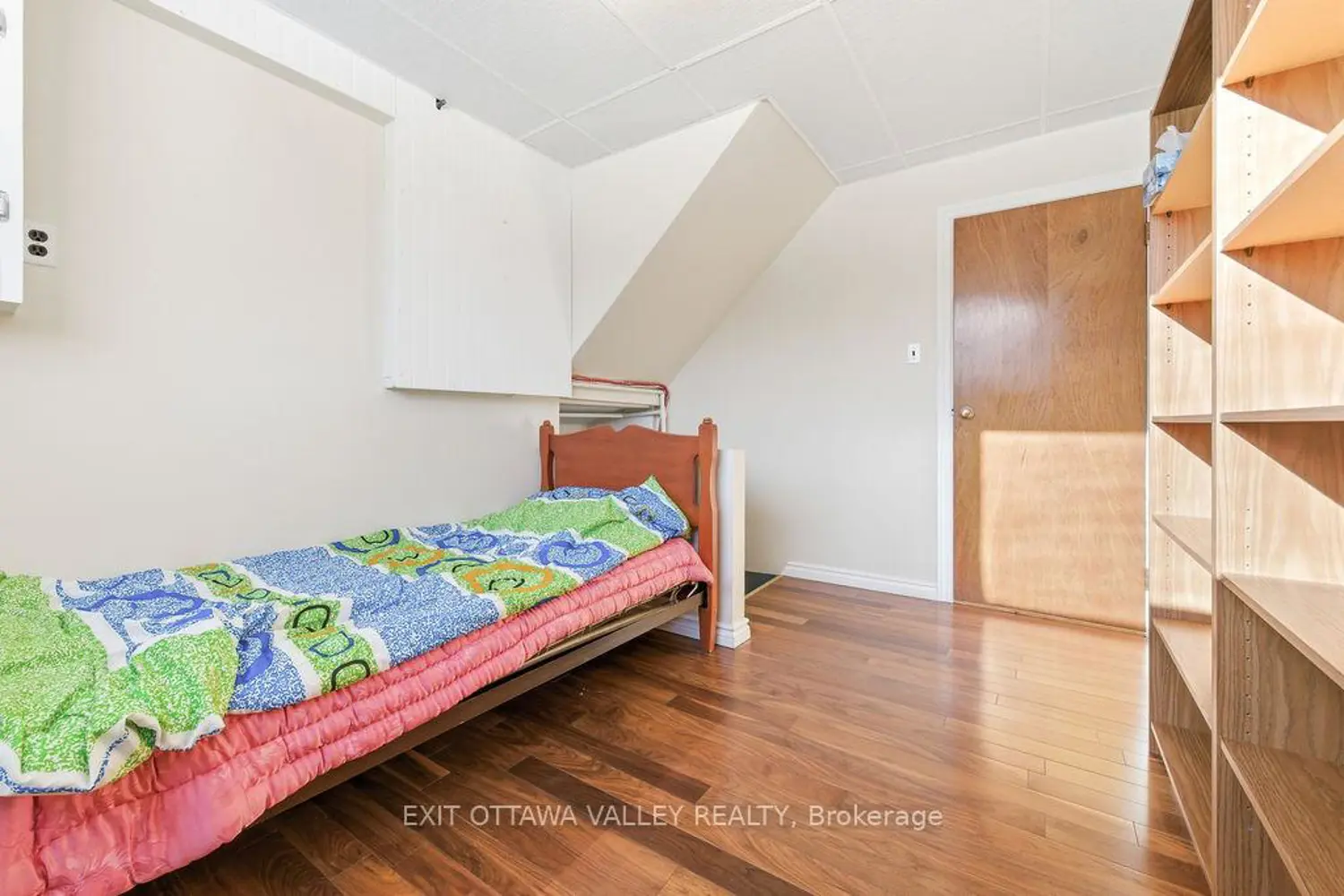 Additional image 10 of 3 Newton Crescent