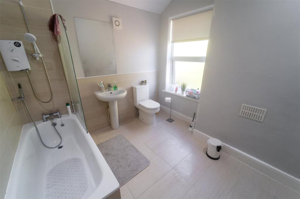 Additional image 14 of Oak Tree Lane, Selly Oak, Birmingham, West Midlands, B29