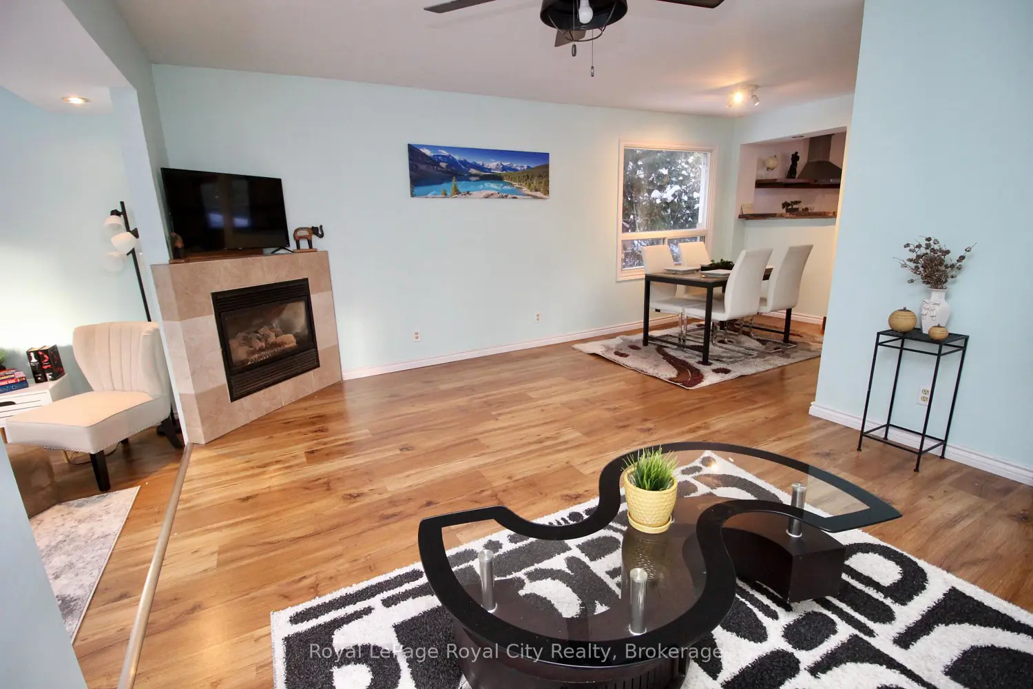 Additional image 2 of 28 Harpur Drive