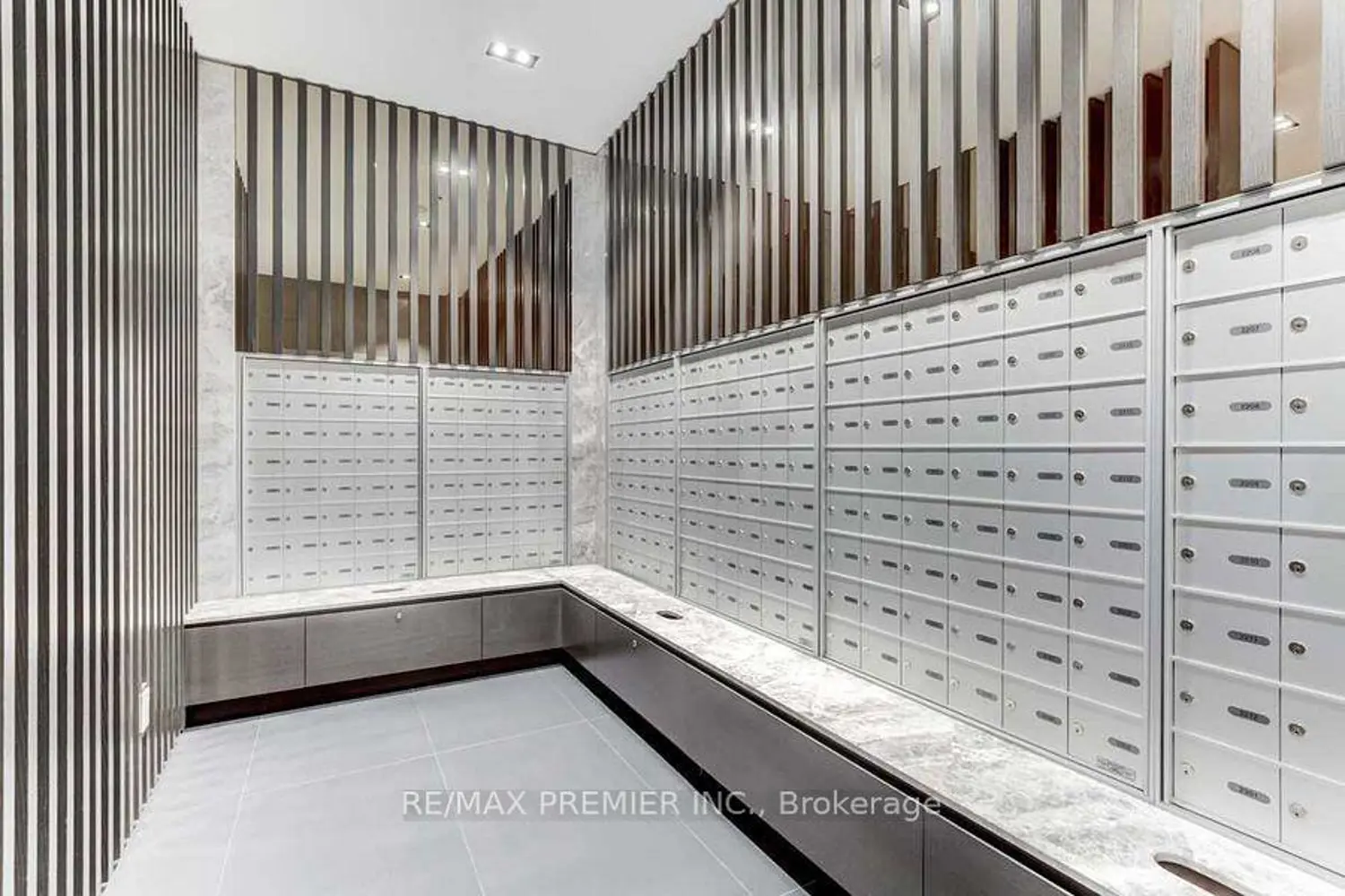 Additional image 13 of 215 Queen Street 1612