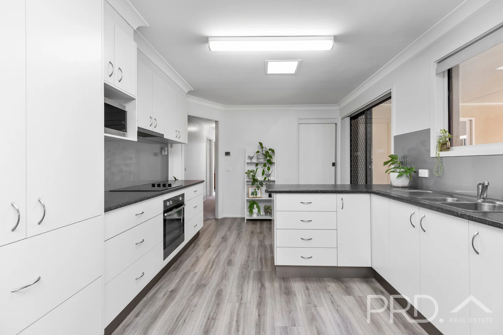 Additional image 2 of 6 Tumut Street, Adelong NSW 2729